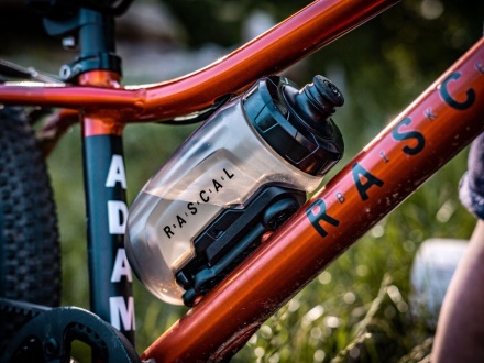 RASCAL BIKES - sada Twist set Fidlock dark 450 ml (3)