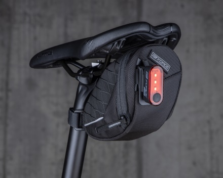 FORCE - brašna podsedlová Locus klick 0,45 l černá (4)