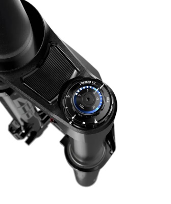 ROCK SHOX - odpružená vidlice ZEB Ultimate CHARGER 3.2 RC2 - 29" Boost™ 15x110 160 mm Black, C5/R5544offset LinearXL (3)