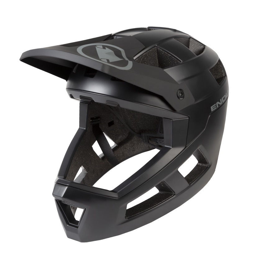 ENDURA - integrální helma SingleTrack Full Face černá