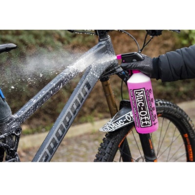 MUC-OFF - komplexní sada pro údržbu kola Commuter Kit (4)