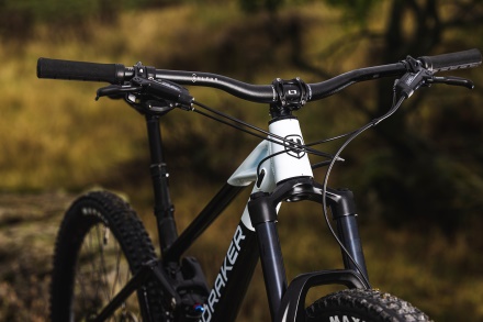 MONDRAKER - Raze black/dirty white (4)